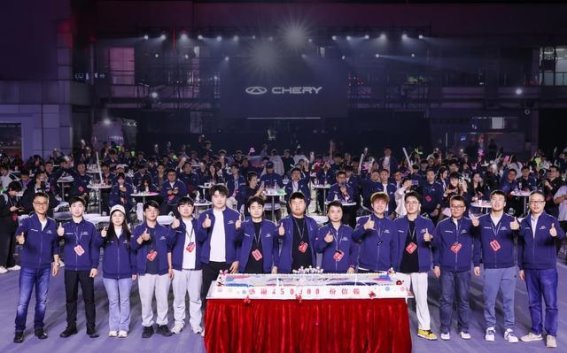 艾瑞泽8 PRO 400T：激情与动力的完美交织