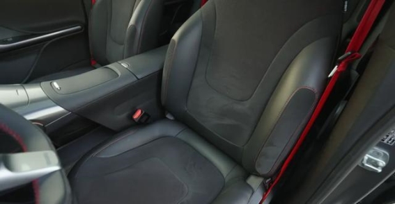 精灵01 BRABUS性能版，性能与颜值的完美融合