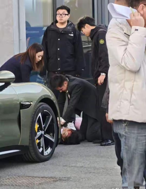 杭州小米SU7 MAX提车事故再敲警钟：新手、极速与安全漏洞