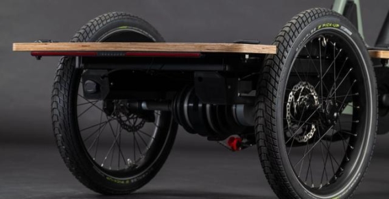 在稳定与灵活之间找到答案：Cube×BMW货运三轮的工程逻辑