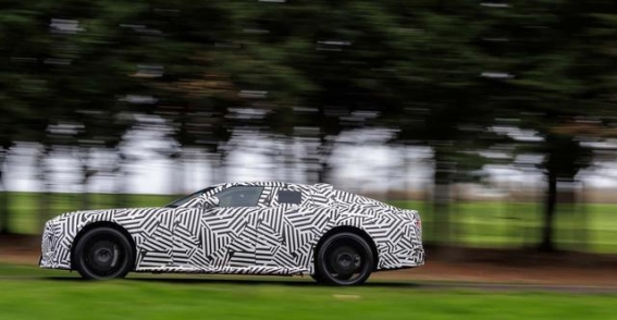 捷豹Type 00：电动千马的豪华赌局