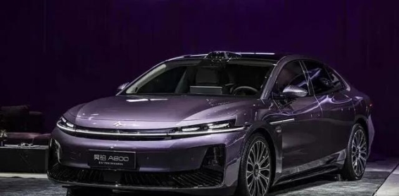 年底30万级中大型轿车格局洗牌，这四款新车让豪华品牌尴尬