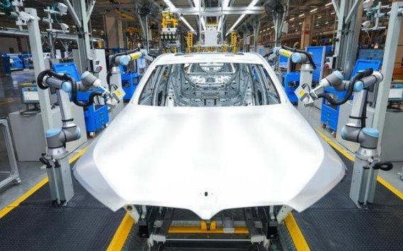 沈阳产业发展迎来新突破 宝马新世代车型明年量产