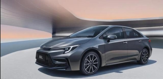 广汽丰田雷凌L官图发布，轴距加长+2.0L动力升级，智能化配置全面提升