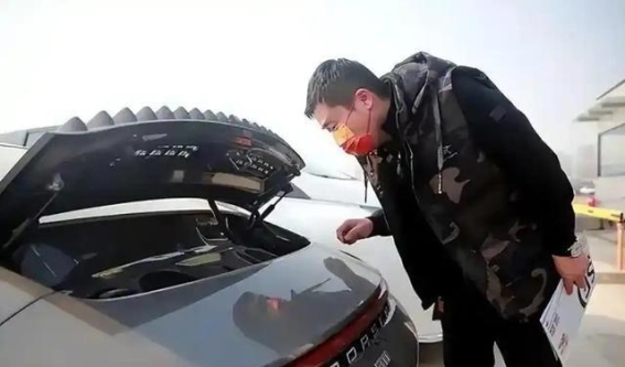 保时捷逐步收缩尊享充电网络 河南车主面临出行调整