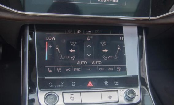 奥迪Q7：品牌溢价下的豪华体验与动力选择