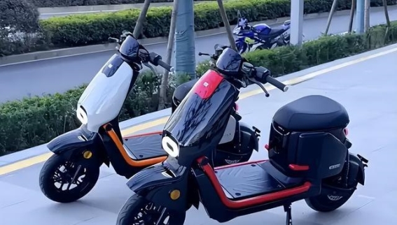 2026年电动车选购指南：科技新贵与传统品牌的较量