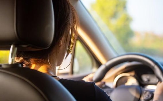 高速行驶的“反常”效果：电瓶没坏反而复苏