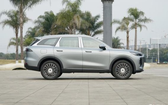 瑞虎9X：轻松应对年末大出行，空间宽敞舒适无压力