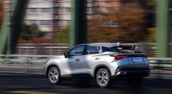 新年就该对自己好一点，瑞虎5x带你开启轻松又有质感的出行新篇章