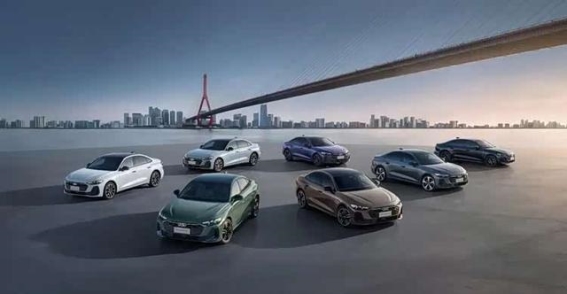 BBA迎战中国豪华市场，40余款新车与智能化布局全面出击