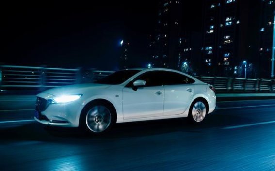 2025中国汽车市场全面回顾：自主品牌占七成，新能源引领增长