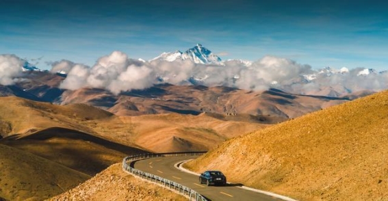 在路上迎接新年，艾瑞泽8 PRO让2026的第一刻更有分量