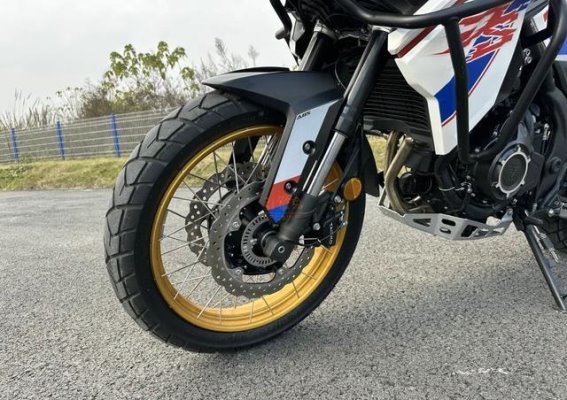 年度卷王！无极DS500X，26999元解锁全地形自由