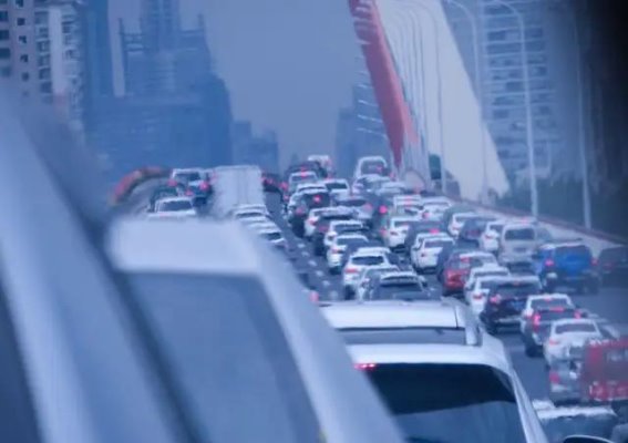 快充真伤电池？三年实测揭示充电秘诀，电池衰减不到5%