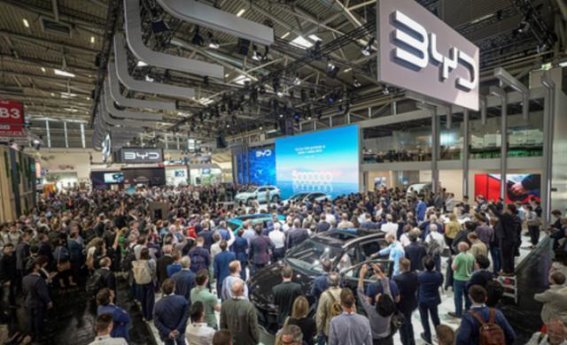 比亚迪Seal U成功登顶欧洲插电混动销量榜，性价比优势引领市场潮流