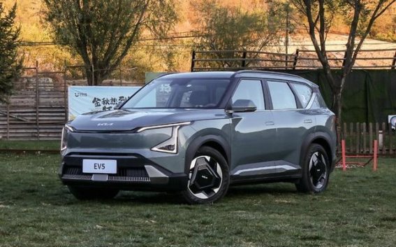 起亚坚持实体按键策略 核心功能操作回归实用