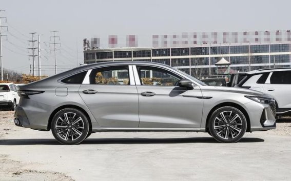 都市出行新格调：艾瑞泽8，伴你掌控每一次旅程