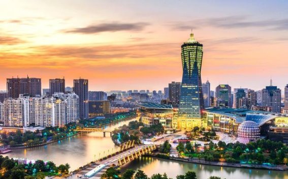 新一线城市崛起：成都、重庆、杭州的魅力探